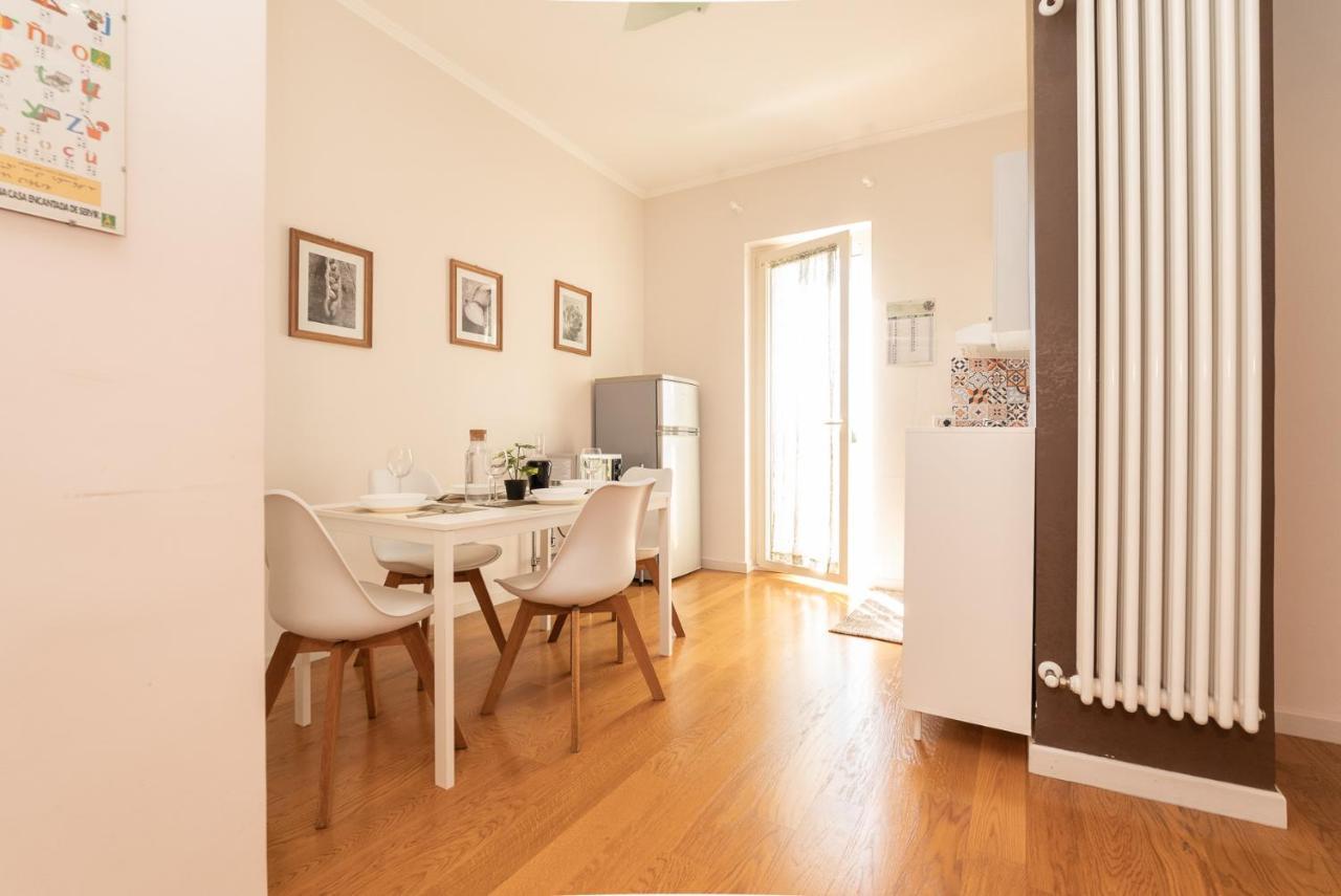 Casa Torre Di Specchio 2 Con Piscina Lägenhet Bari Exteriör bild